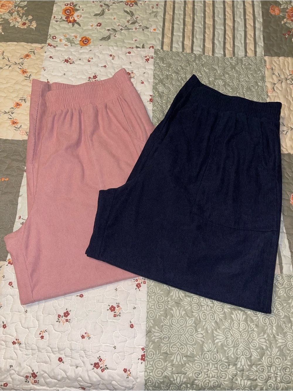 TWO PACK!  Freeoak Cropped Pull-On Pants - Pink and Navy